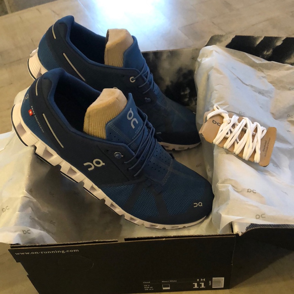 Brand New Men’s On Cloud Size 11